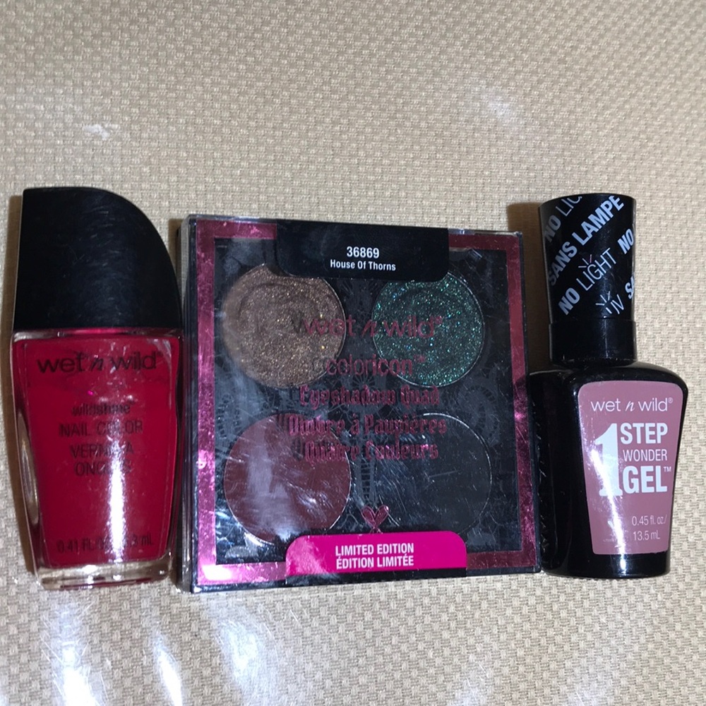 Wet and Wild set